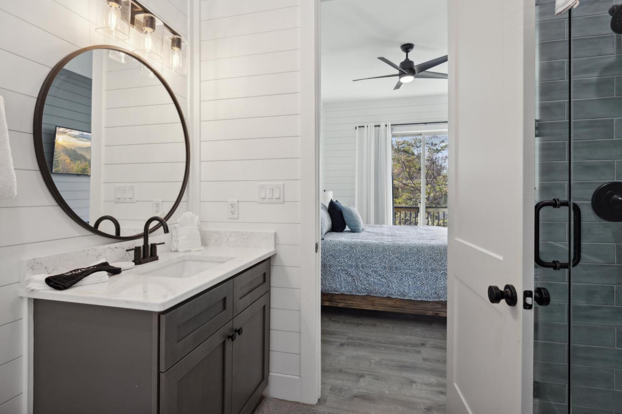 Enjoy The "Calm On The Water" In A Relaxing Luxurious Pool Cabin On The Lake! Dandridge Exterior foto